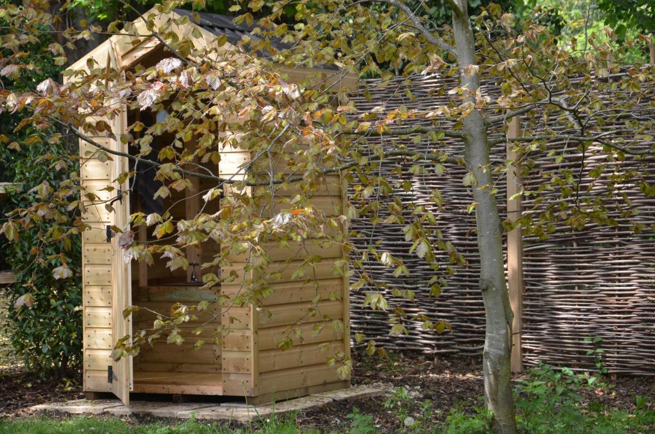 Stamford Meadows Glamping With Private Hot Tubs Hotel Bagian luar foto