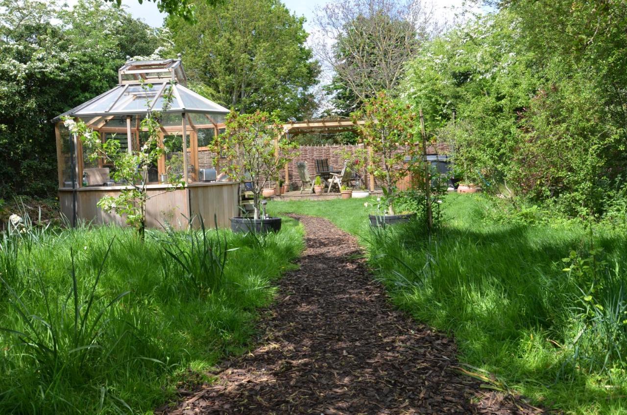 Stamford Meadows Glamping With Private Hot Tubs Hotel Bagian luar foto