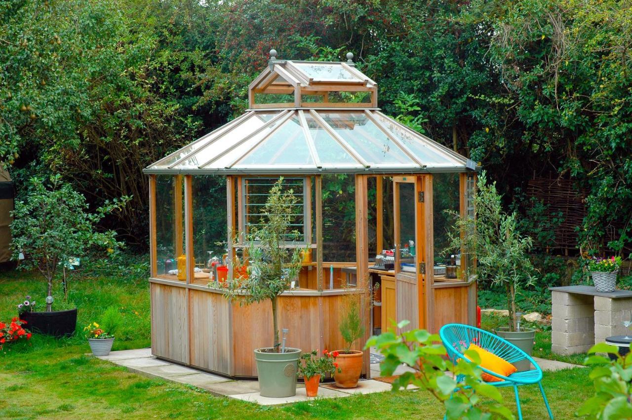 Stamford Meadows Glamping With Private Hot Tubs Hotel Bagian luar foto