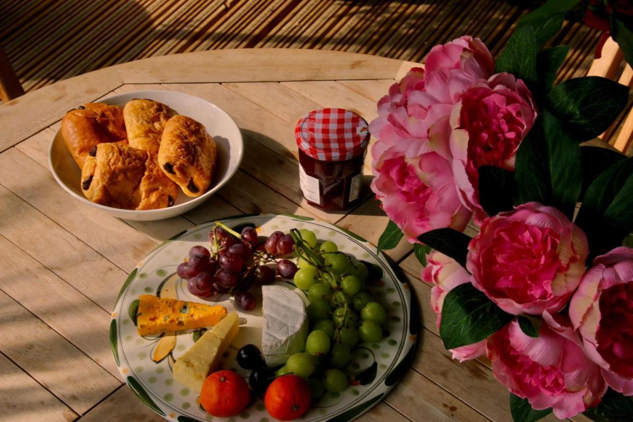 Stamford Meadows Glamping With Private Hot Tubs Hotel Bagian luar foto