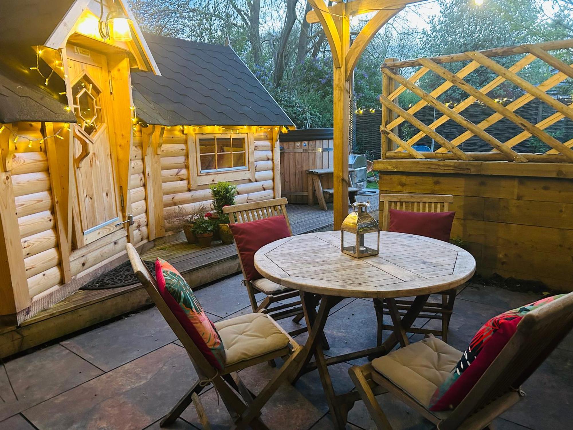 Stamford Meadows Glamping With Private Hot Tubs Hotel Bagian luar foto
